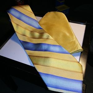 Tie/Pocket Square Combo